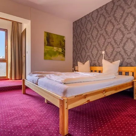 Loewen In Sulz Hotel