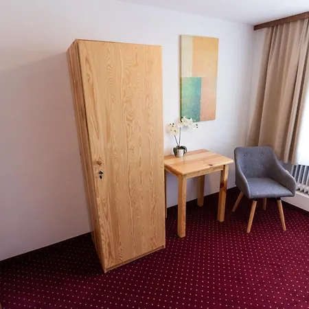 Löwen Nahe Feldkirch - Günstige Für Firmen, Monteure Und Reisende
