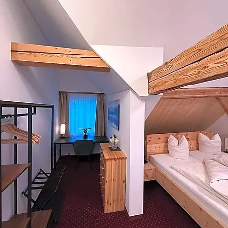 Löwen Nahe Feldkirch - Günstige Für Firmen, Monteure Und Reisende